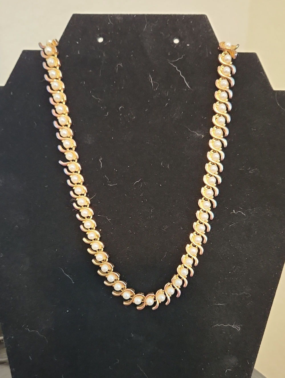 Vintage Gold-Tone Faux Pearl S-Link Necklace